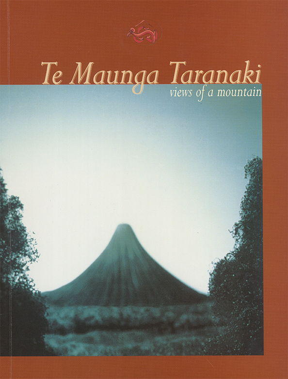 Image of the cover of the exhibition catalogue.